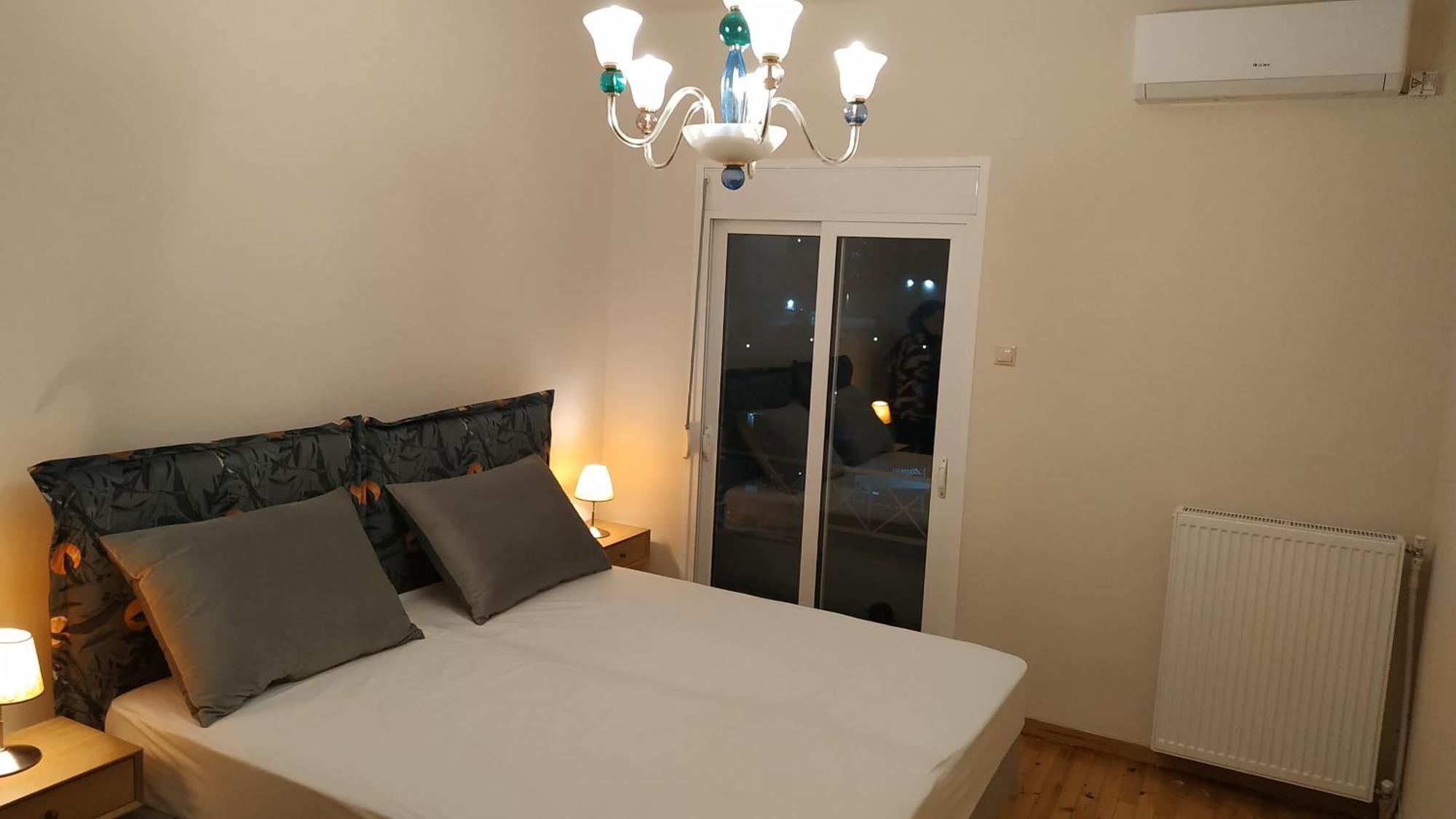 Atelier Poly - Two Bedroom For 5 Persons -50m To Metro Sintrivani Station- 6th Floor Plain View - Center - * Thessaloniki